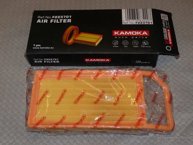 Filtr powietrza Kamoka F223701 Citroen C5 i Peugeot 407