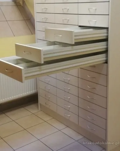 Meble apteczne-magazynowe szuflady głębokiego sprzedam używane